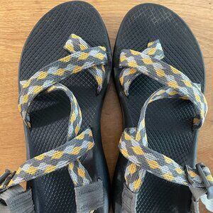 Chacos Z/2 Classic Women's Sz 39